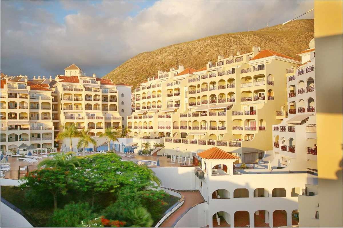 Dinastia D201 By Tenerife Rental & Sales Лос-Крістіанос Екстер'єр фото